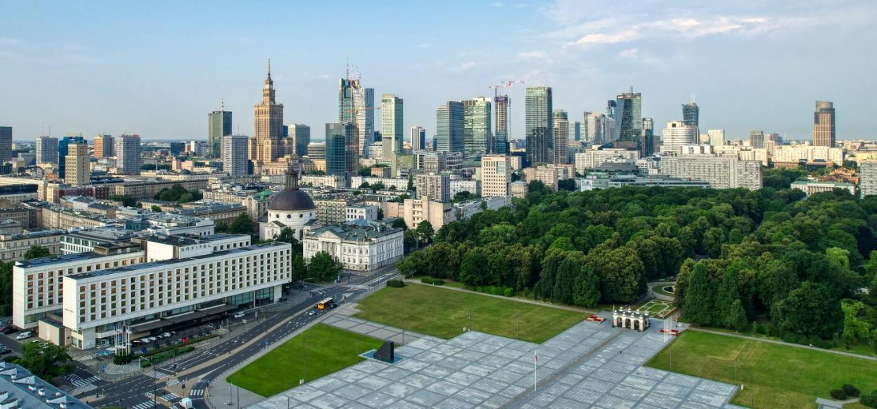 5 Air Condition Wifi 75'tv Netflix Hbo Appletv Leilighet Warszawa