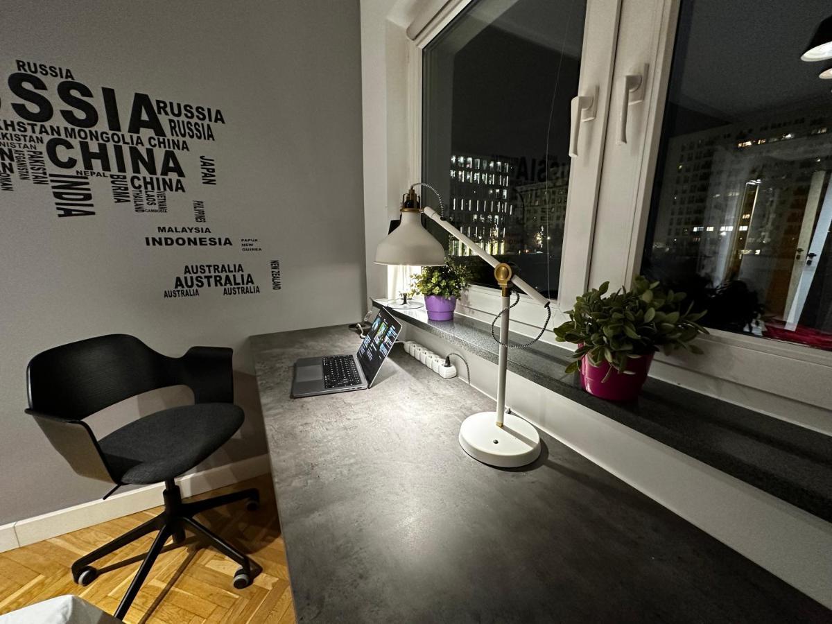 5 Air Condition Wifi 75'tv Netflix Hbo Appletv Warszawa